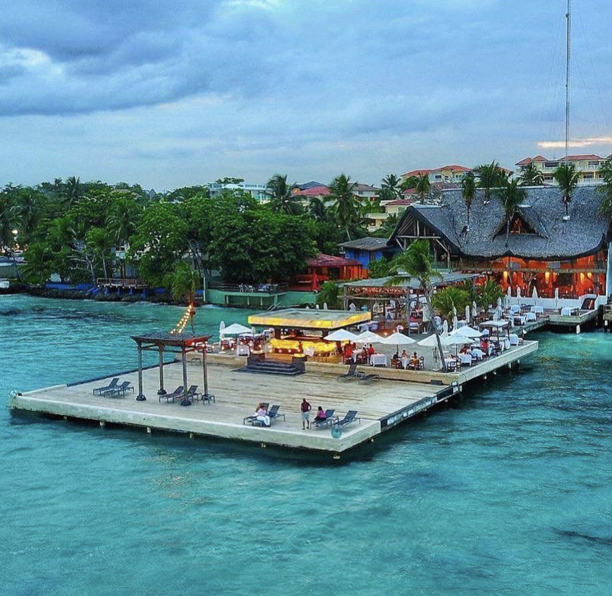 Restaurante Boca Marina es acusado de fraude eléctrico