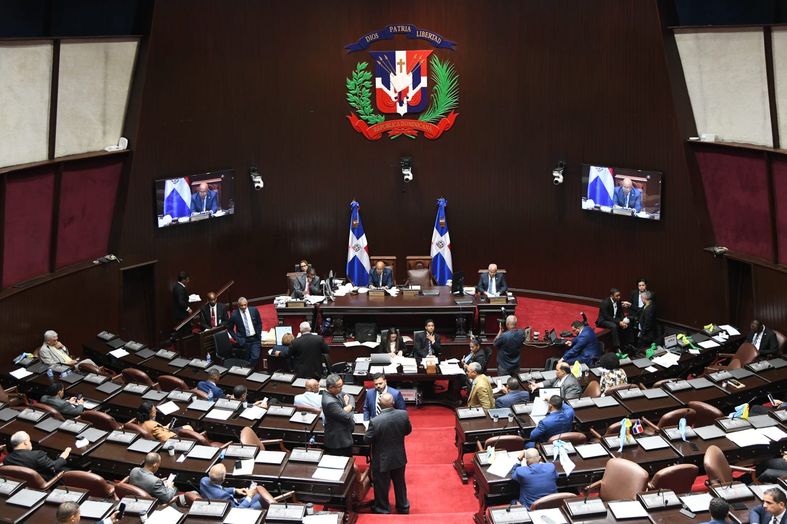 CD aprueba sin tres causales el Código Penal