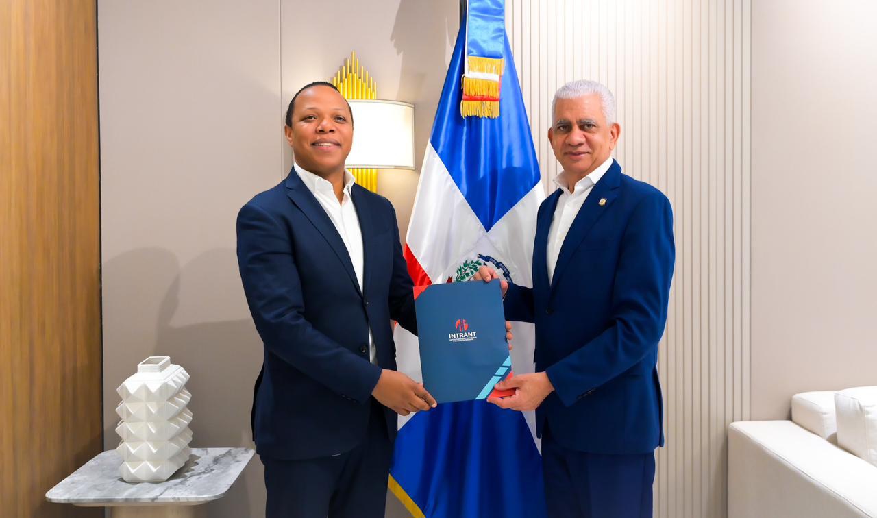 Presidente Senado pide apoyar Pacto Nacional de Seguridad Vial presentado por Intrant