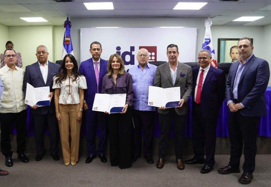 Indotel certifica empresas de TV para realizar trasmisiones digitales