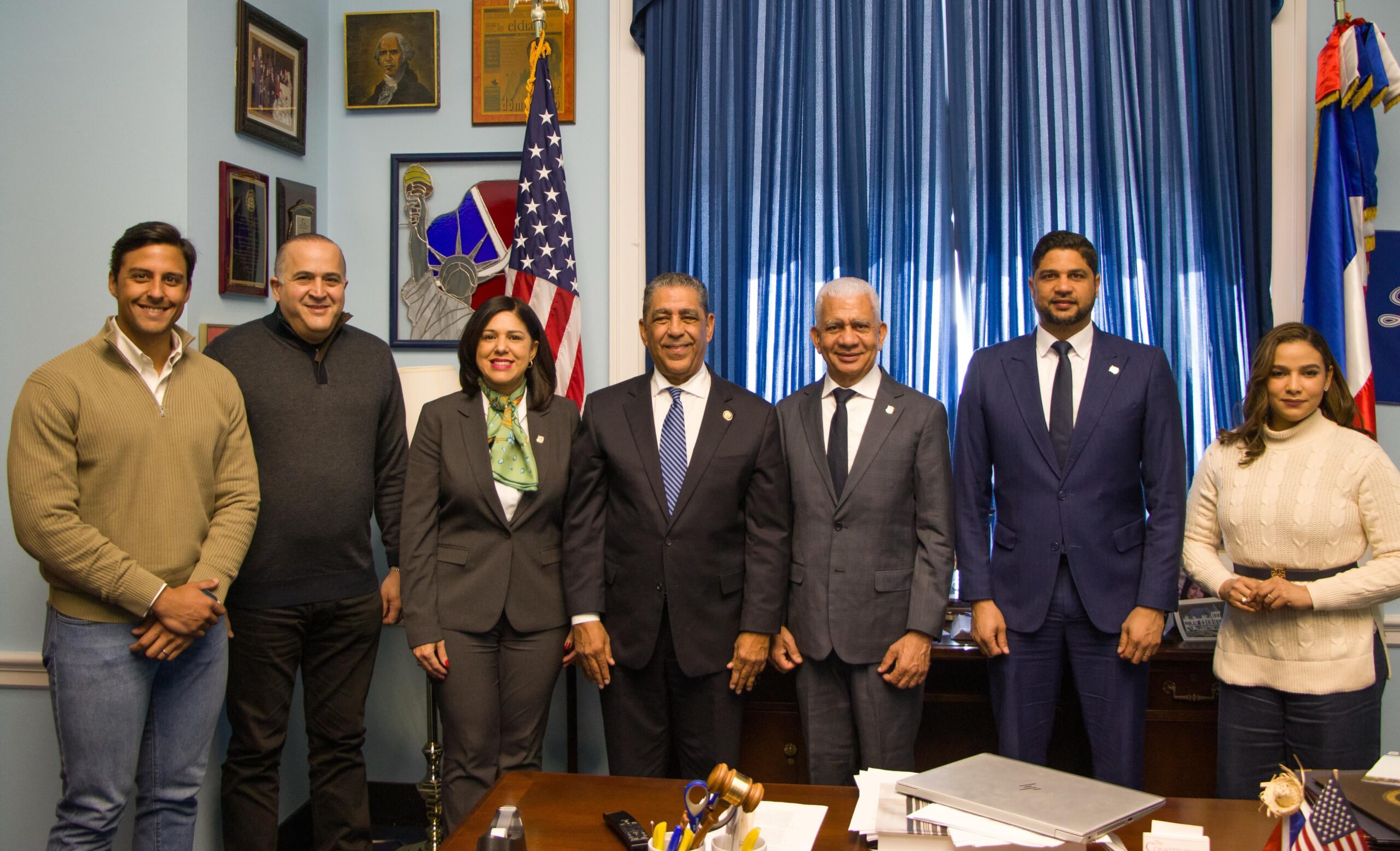 Presidente Senado RD encabeza Encuentro de Dominicanos en el Capitolio