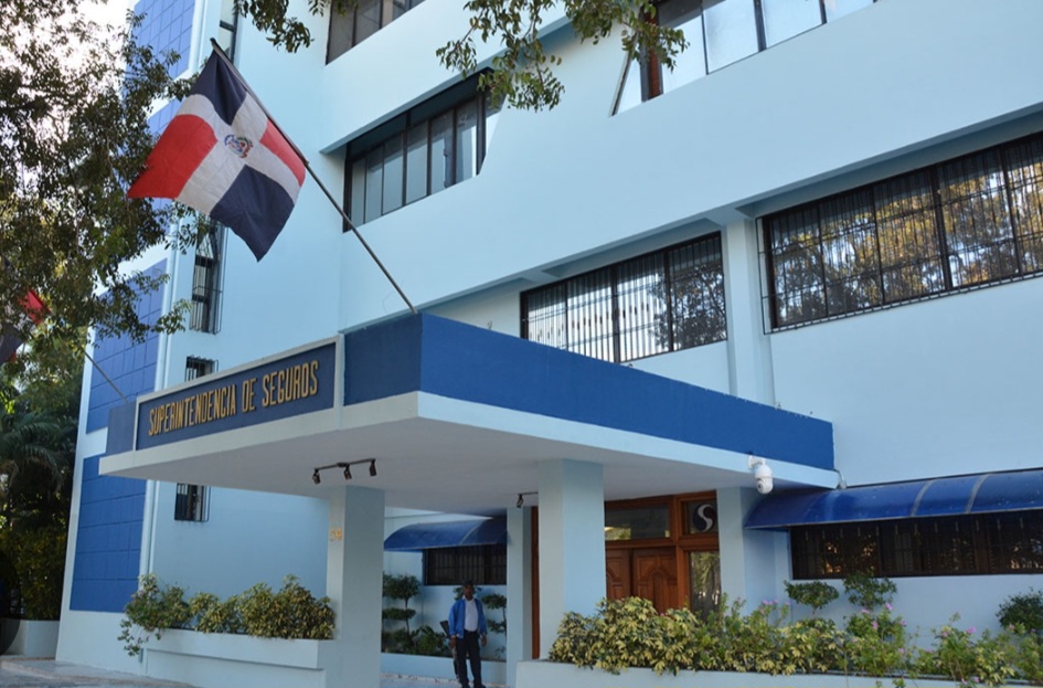Superintendencia precisa cierre de aseguradoras