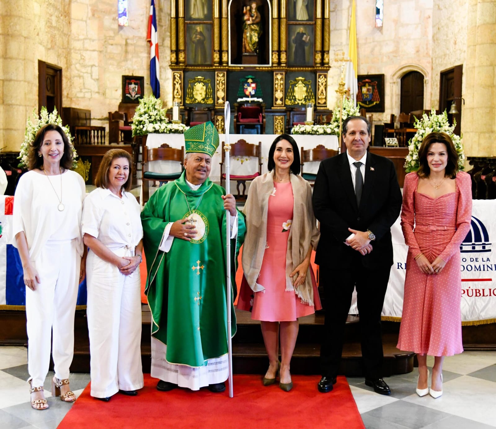 Ministro Atallah comprometido con fortalecer sistema salud centrado en las personas