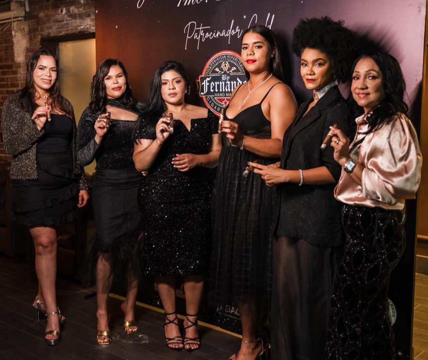 Cigar Woman RD celebra séptimo aniversario