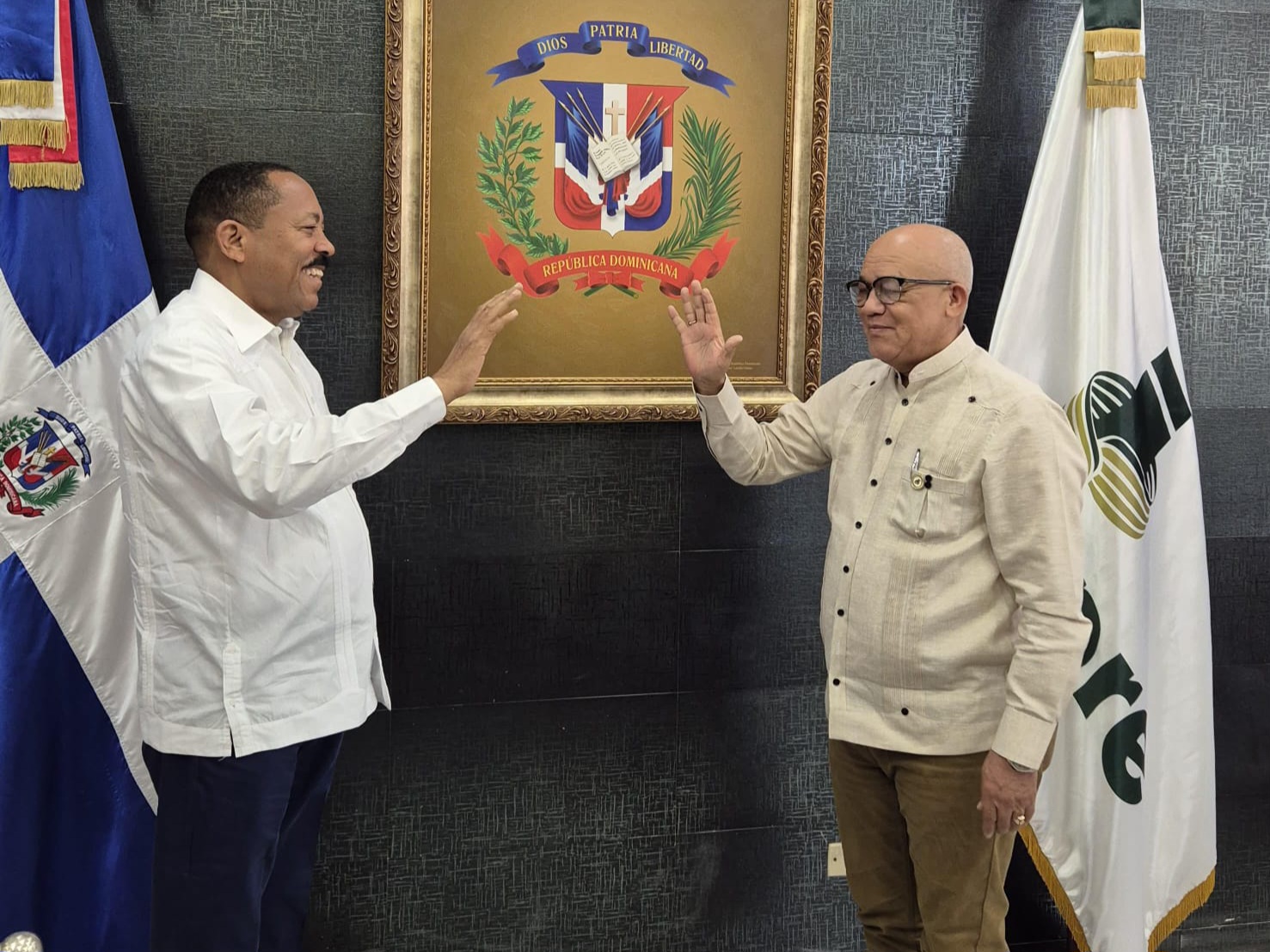 Samuel Toribio es juramentado subdirector de Inespre