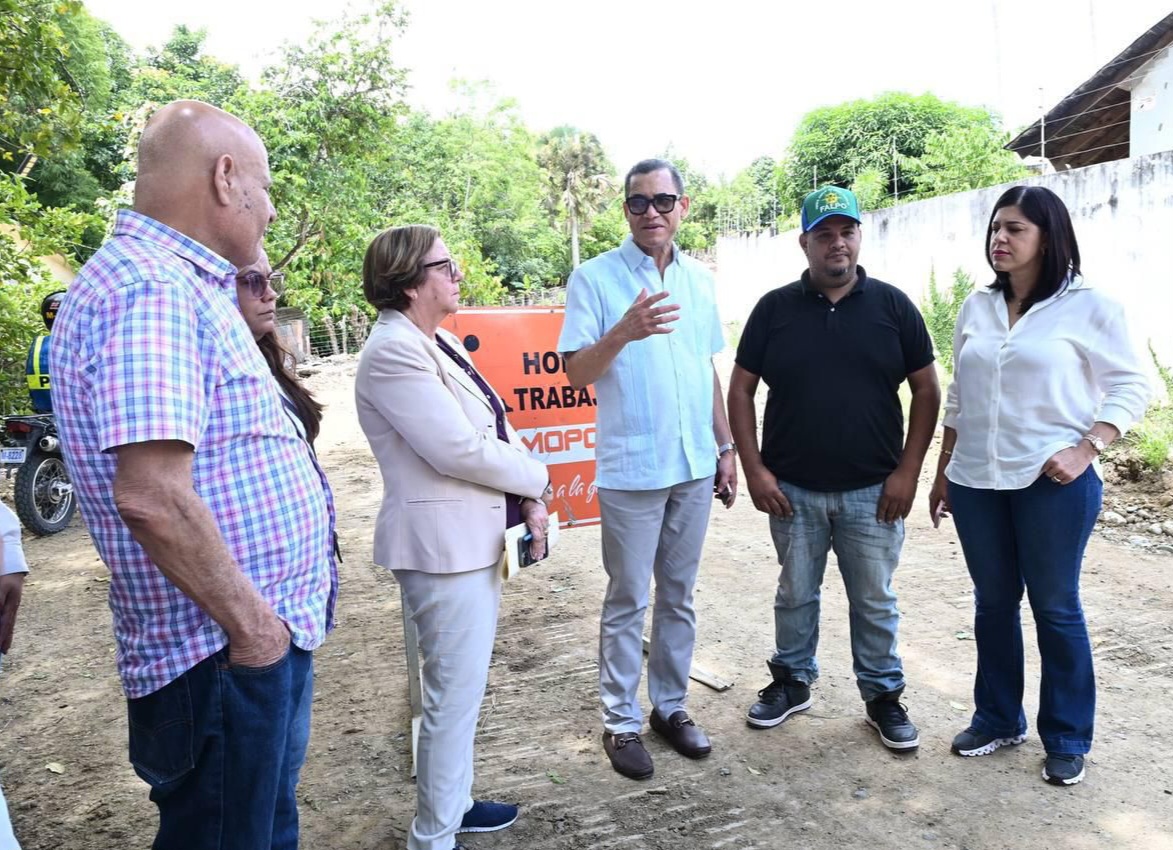 Ministro Trabajo: Es prioridad del Gobierno finalizar obras iniciadas