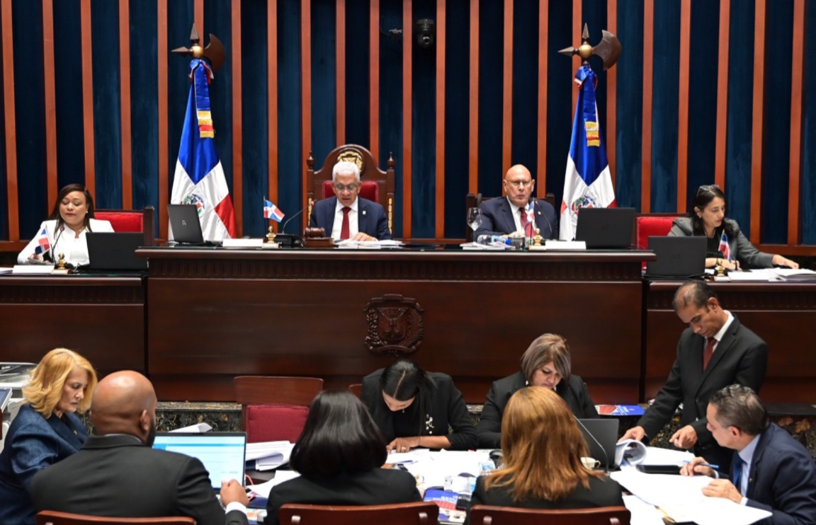 Senado aprueba el Código Penal