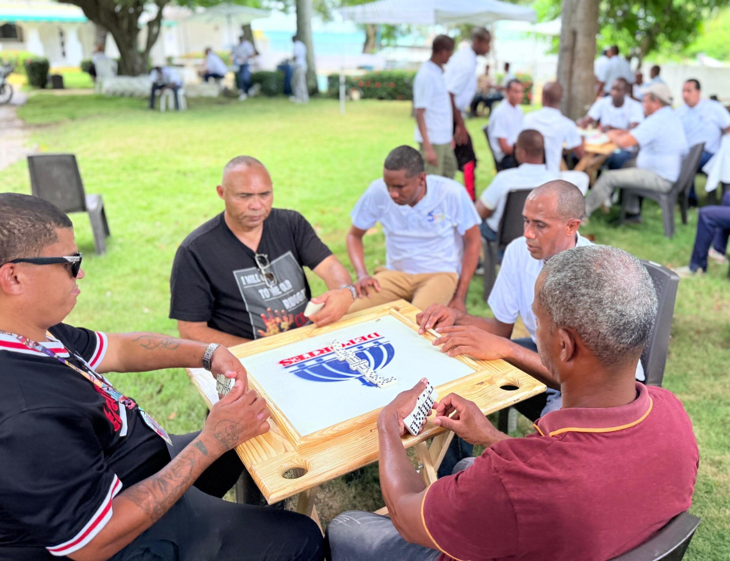En Baní, Hogar Crea desarrolla “Día Deportivo y Recreativo”