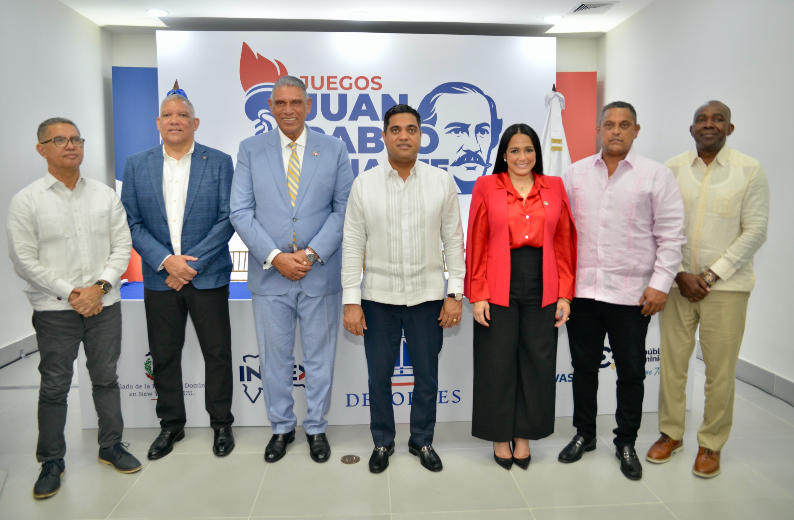 Ministro Kelvin Cruz anuncia Juegos Juan Pablo Duarte en NY