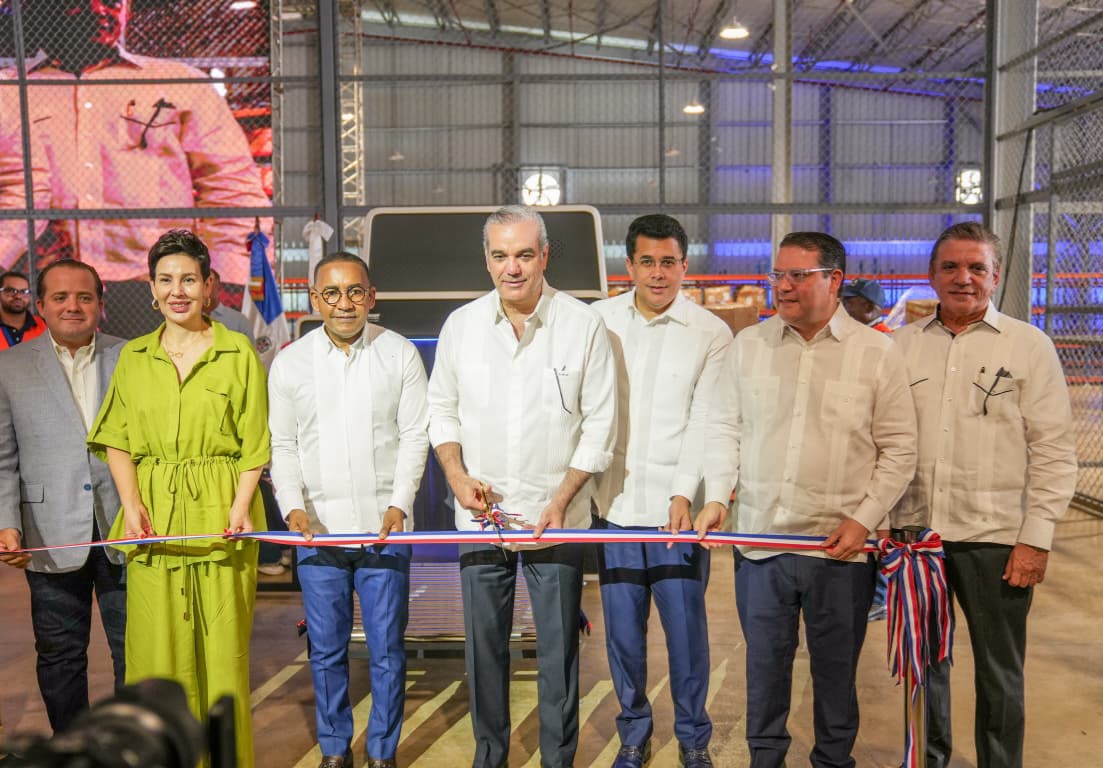 Gobierno entrega en AILA terminal para mercancía comprada por internet