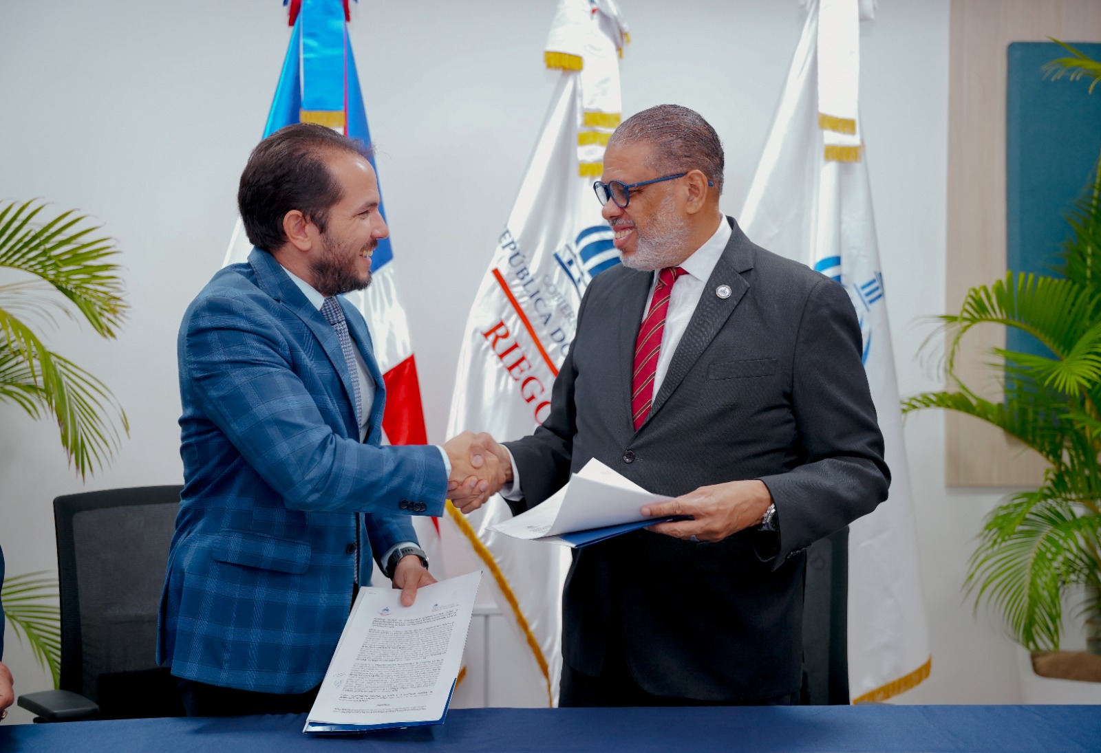 Entidades acuerdan modernizar la agricultura en zonas vulnerables