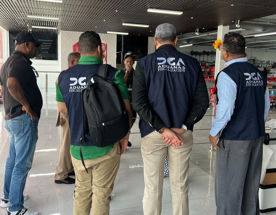 DGA propina golpe a subvaluación china en mercancías