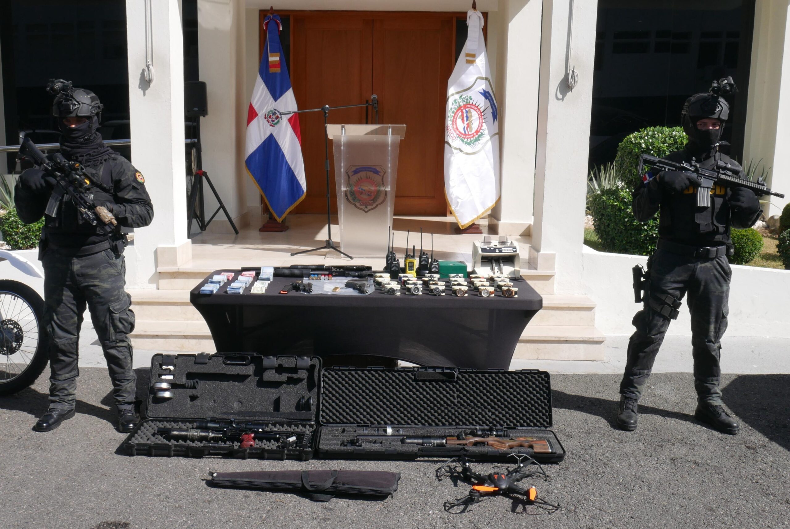MP y DNCD realizan operativo contra estructura narcotráfico y lavado de activos