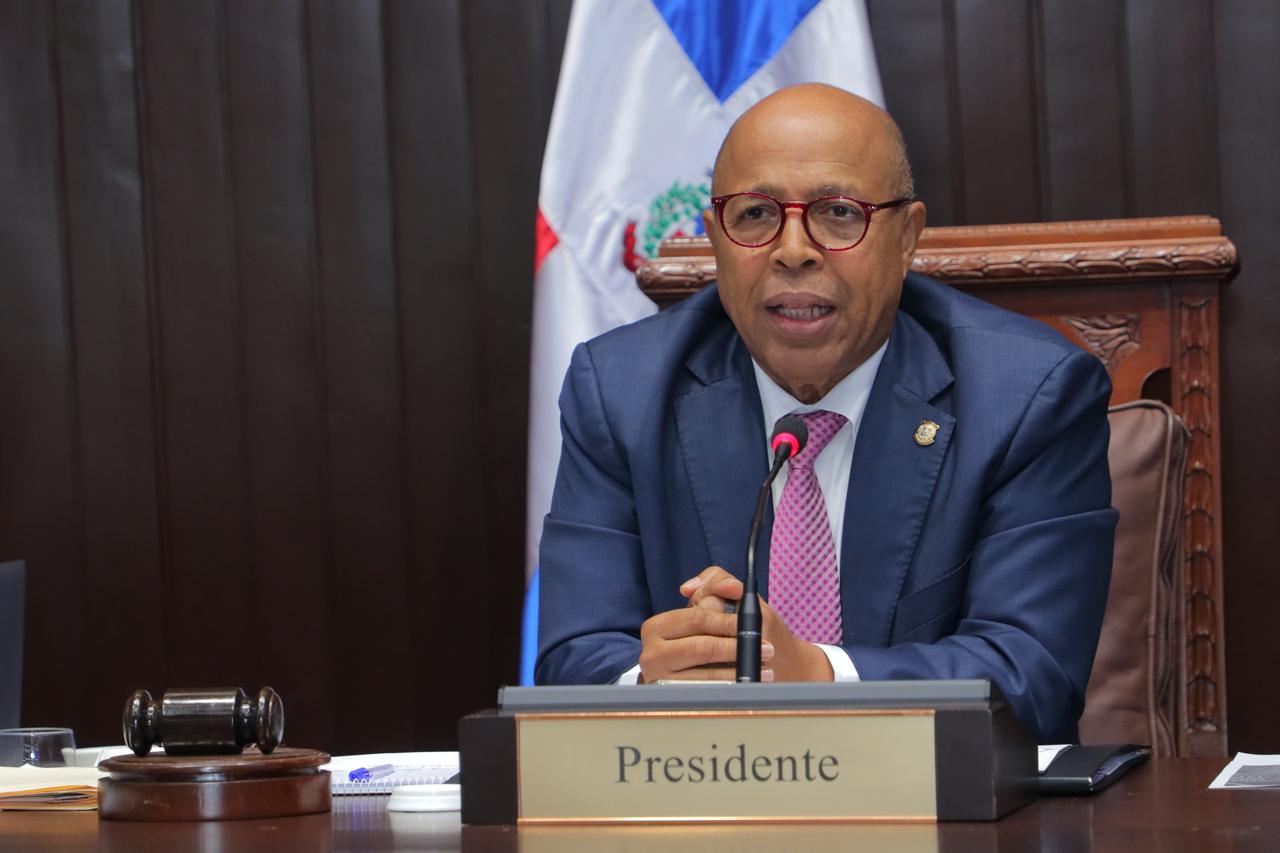 Escogen diputados que estudiarán el presupuesto del 2026