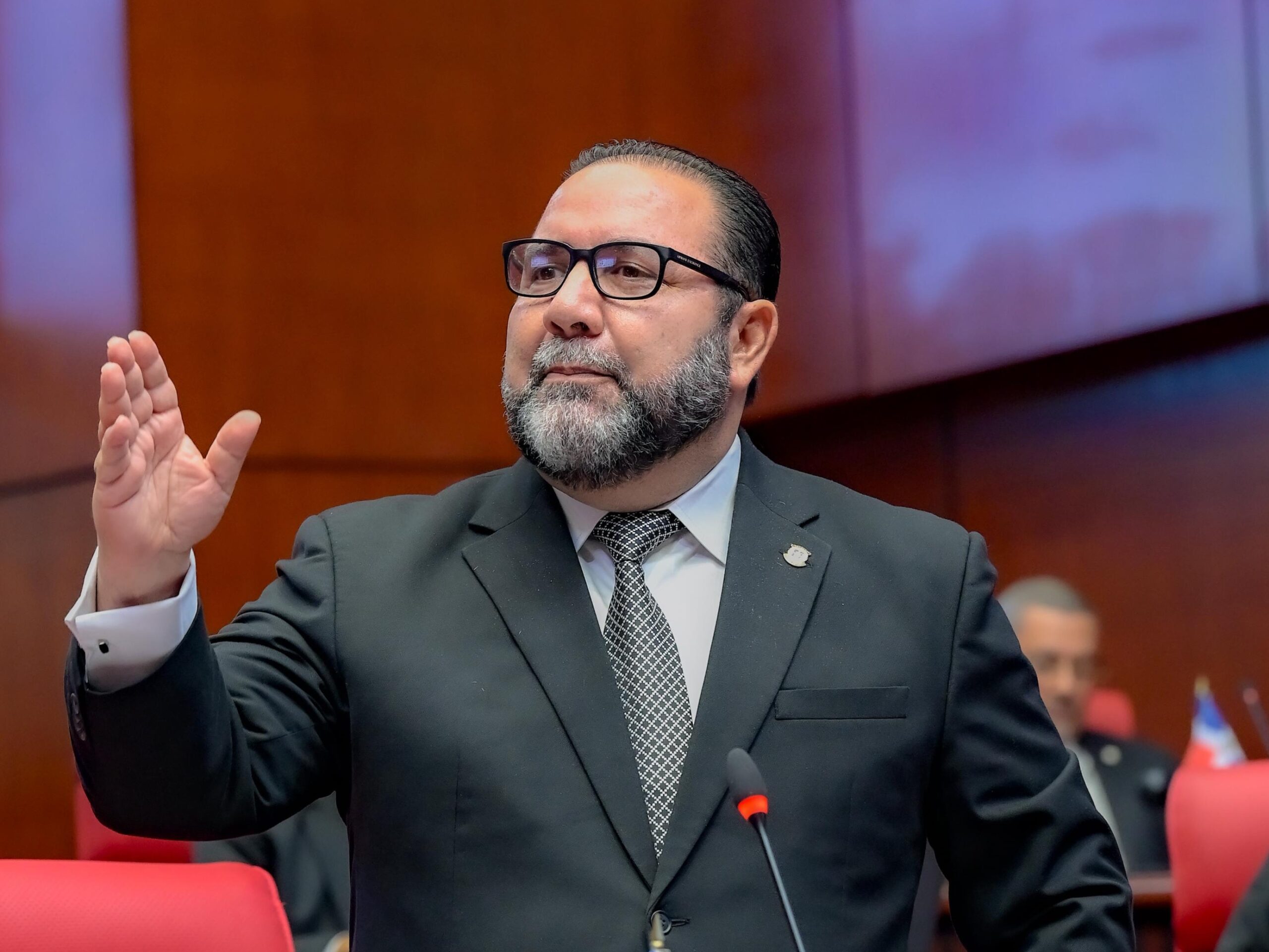 Senador Rogelio Genao propone crear Cuarta Sala Especializada en la SCJ
