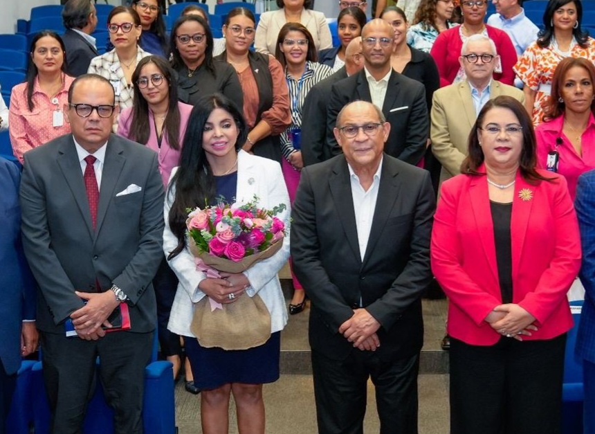 Procuradora General: La corrupción es violación a los derechos  humanos
