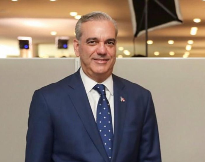 Abinader viajó a México para cumplir compromisos familiares