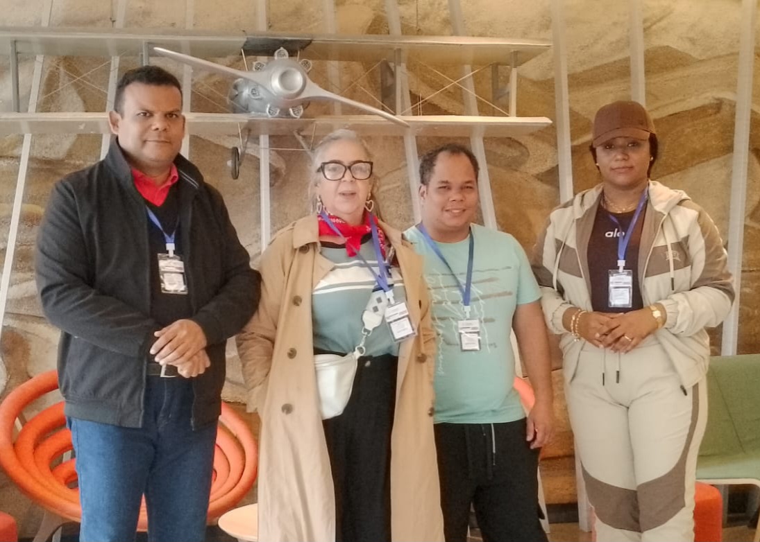 Periodistas de RD participan en congreso internacional en Perú