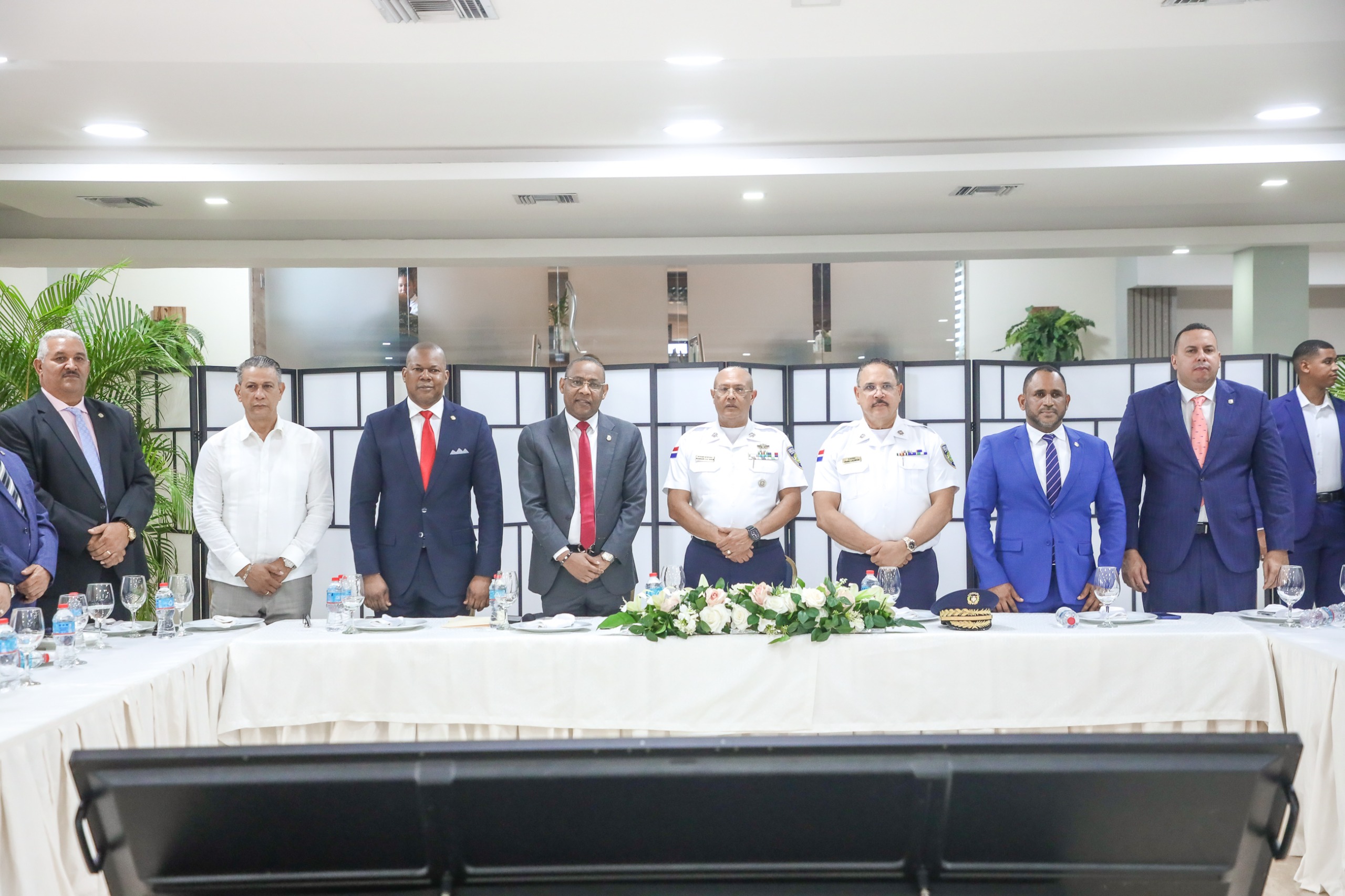 Diputados y director PN  socializan proyecto Reforma Policial