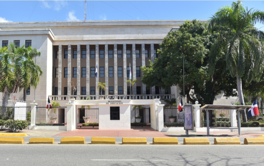 Informan 63 escuelas resultan con daños por Melissa
