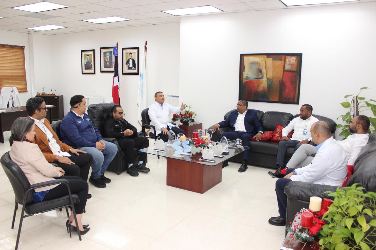 Hospital Ney Arias Lora comparte buenas prácticas con Traumatológico de Higüey