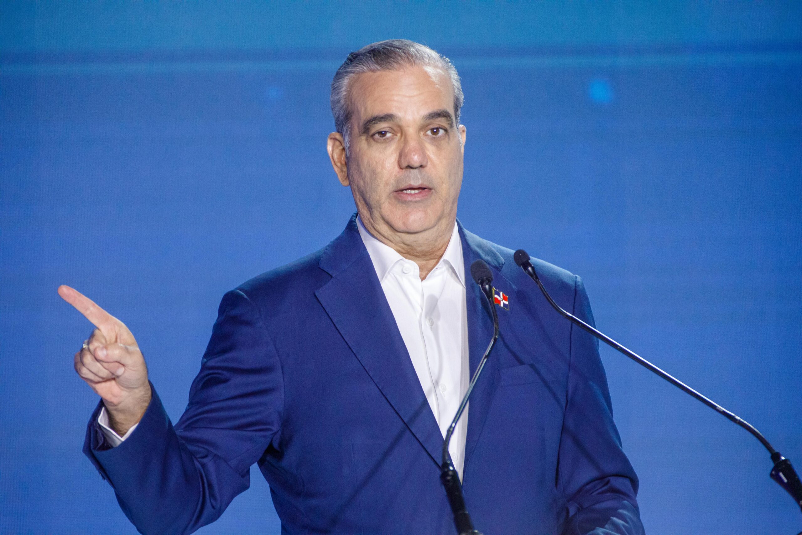 Abinader: “Sin conectividad aérea no hay éxito en turismo”