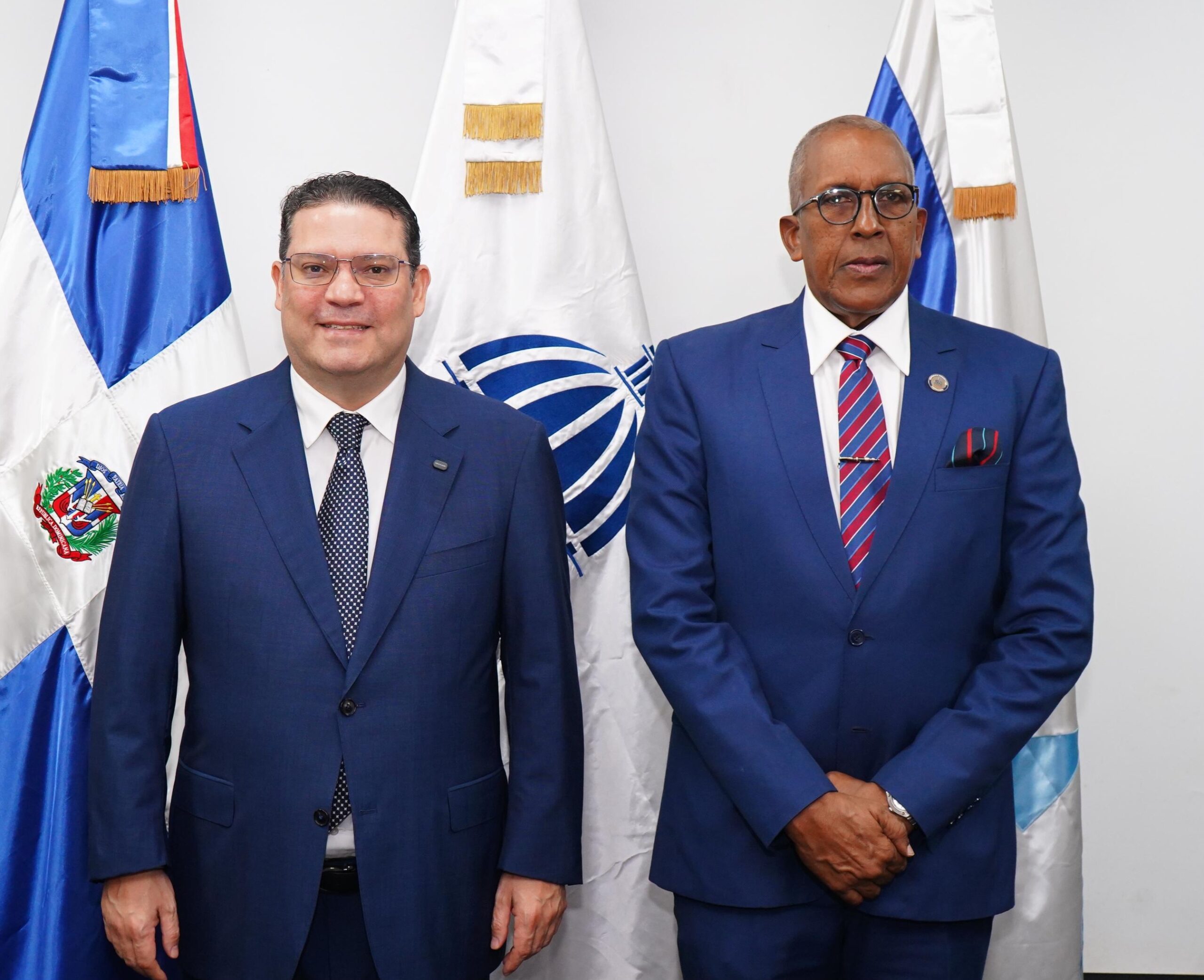 DGA fortalece sus controles internos junto a Contraloría