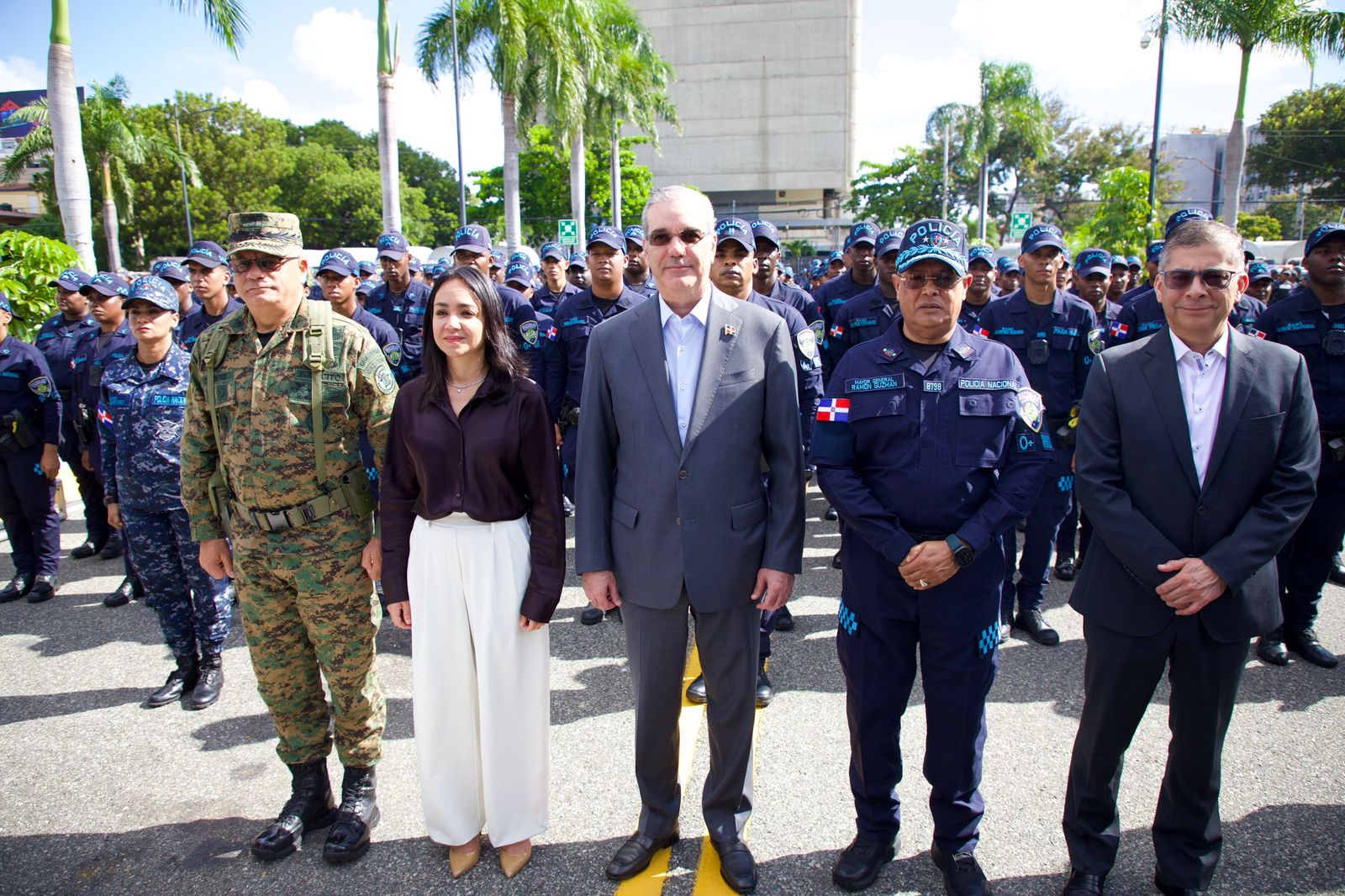 Abinader pone en marcha “Navidad con Garantía de Paz 2.0”