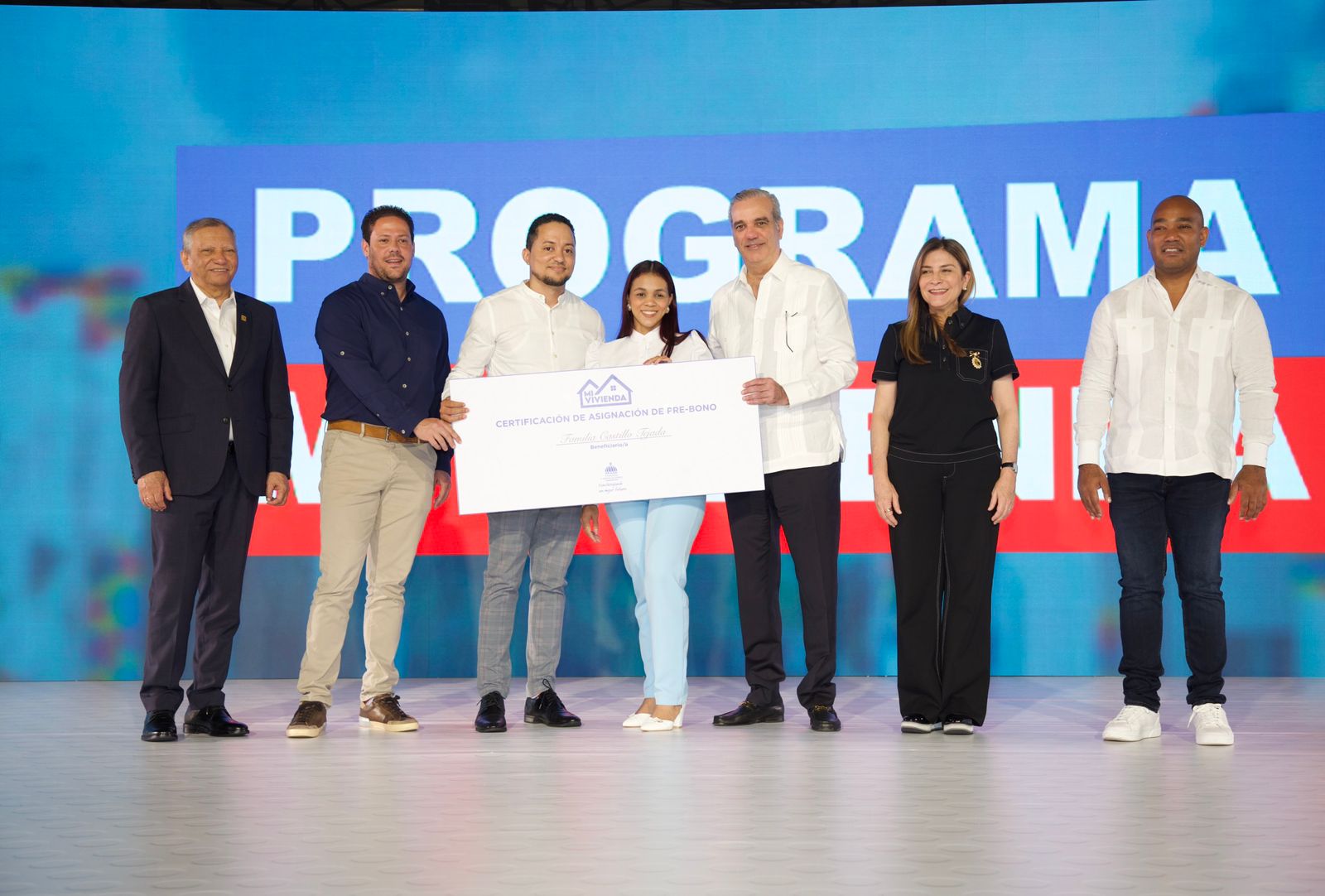 Gobierno relanza programa Mi Vivienda; prevé construir más de 8 mil apartamentos