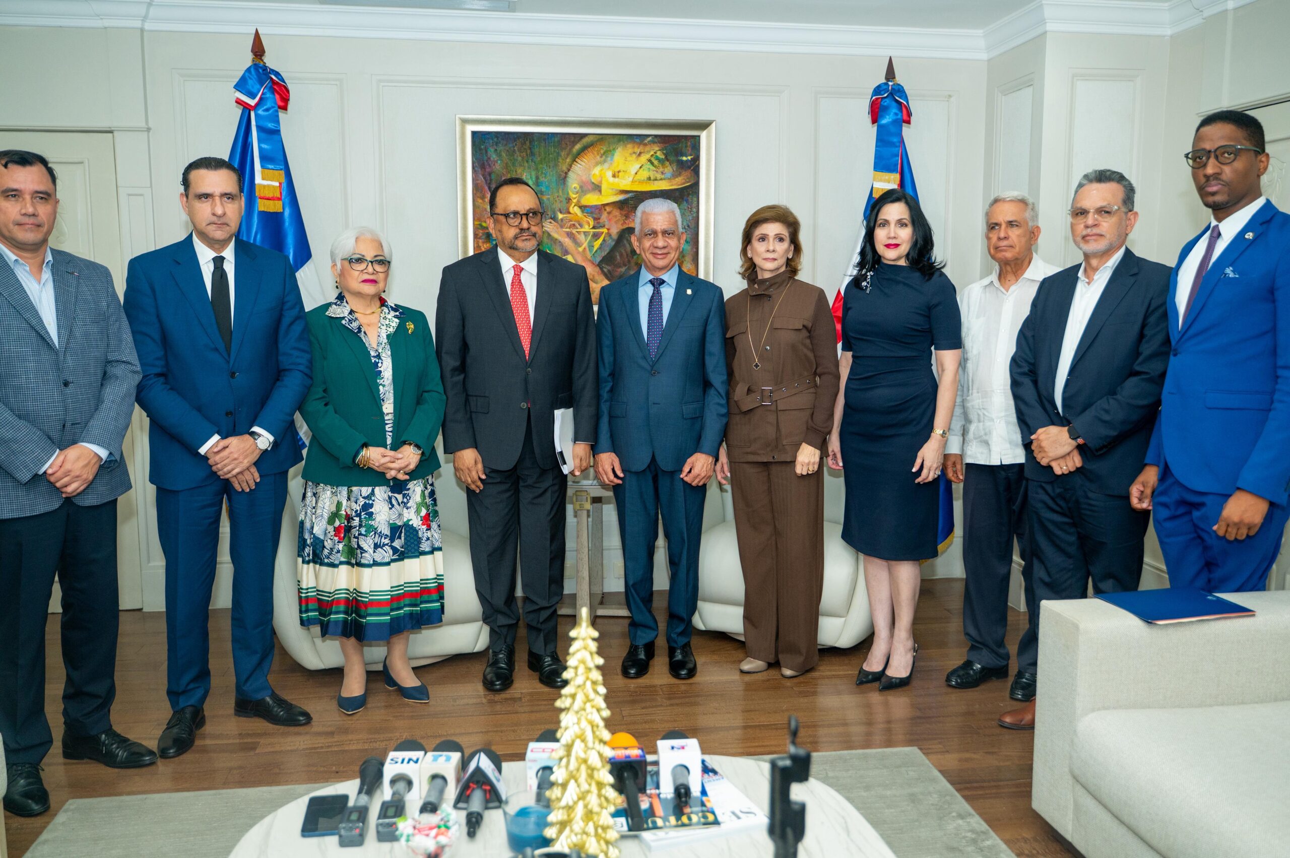 Senado recibe del Poder Ejecutivo Anteproyecto de Ley Orgánica de la Policía Nacional