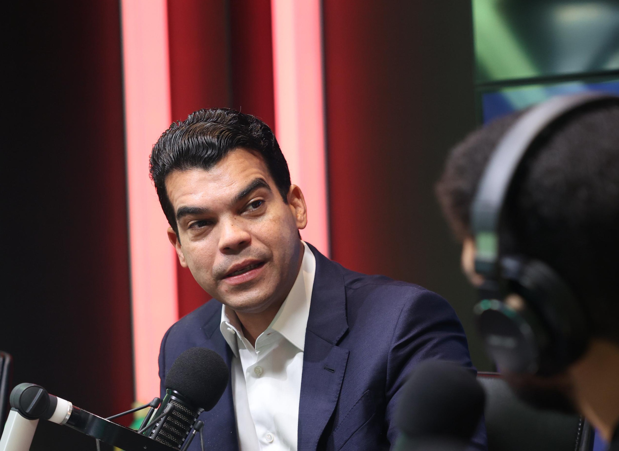 Wellington Arnaud valora posición del presidente Abinader