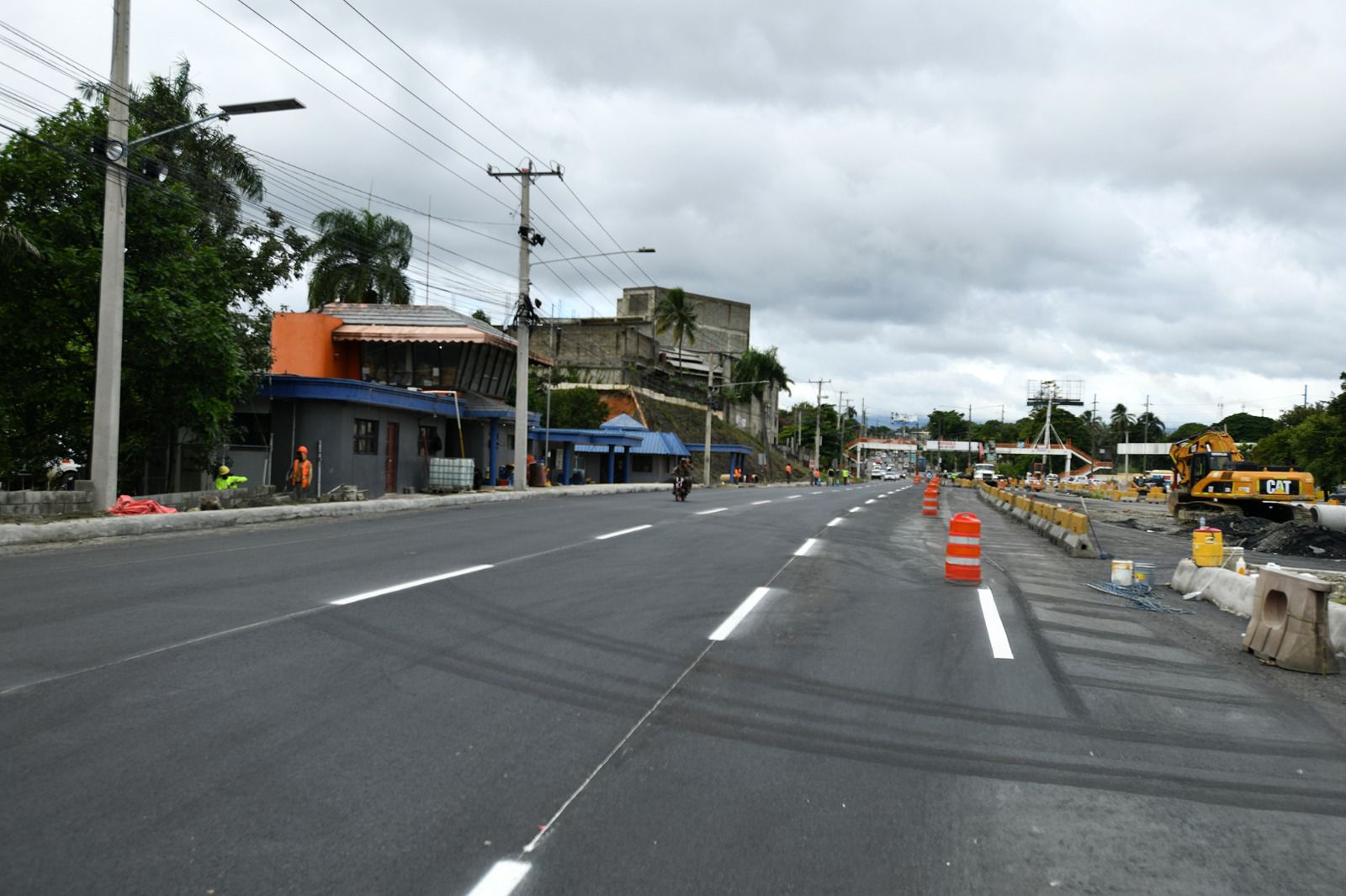 MOPC pone en servicio soluciones viales en Autopista Duarte