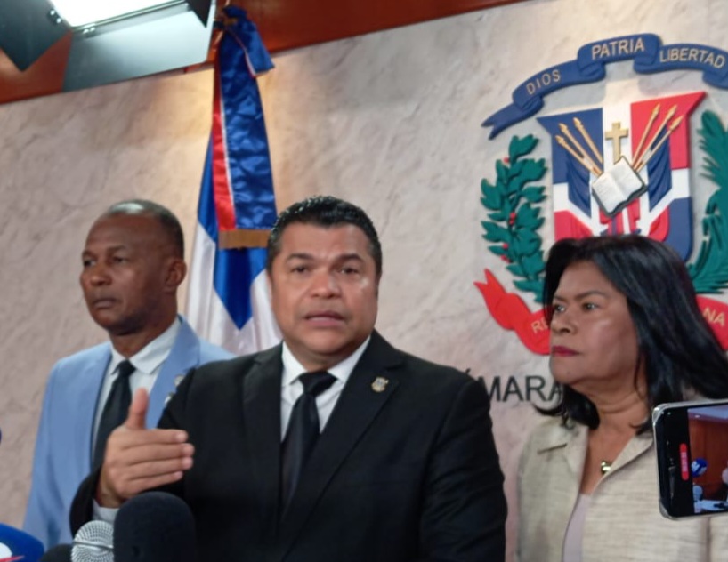 Someten proyecto ley para unificar a Digesett y otras entidades regulan tránsito vehicular