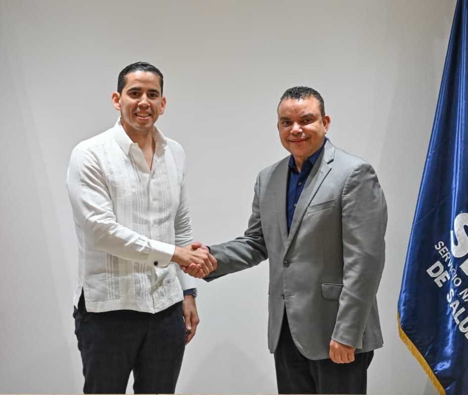 SNS y Senasa trabajarán para seguir reforzando atención en la red pública