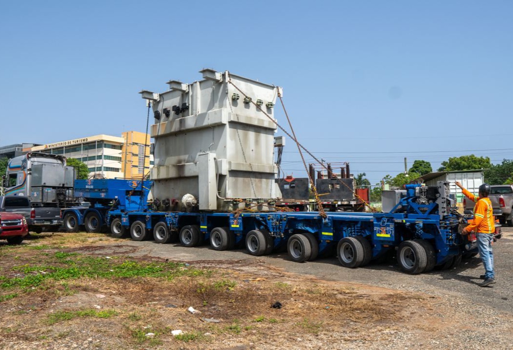 ETED traslada transformadores este domingo