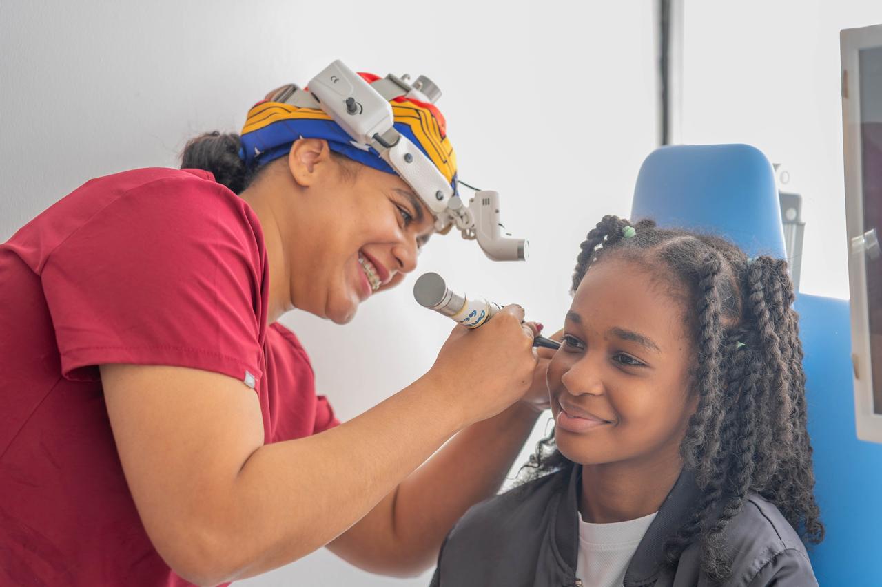 Inabie refuerza atenciones de otorrino para estudiantes