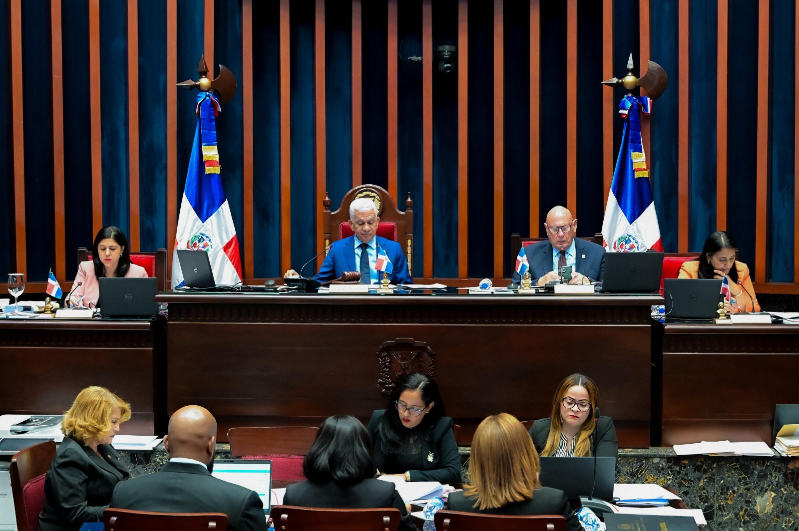 Senado aprobó 197 iniciativas en segunda Legislatura 2025-2026