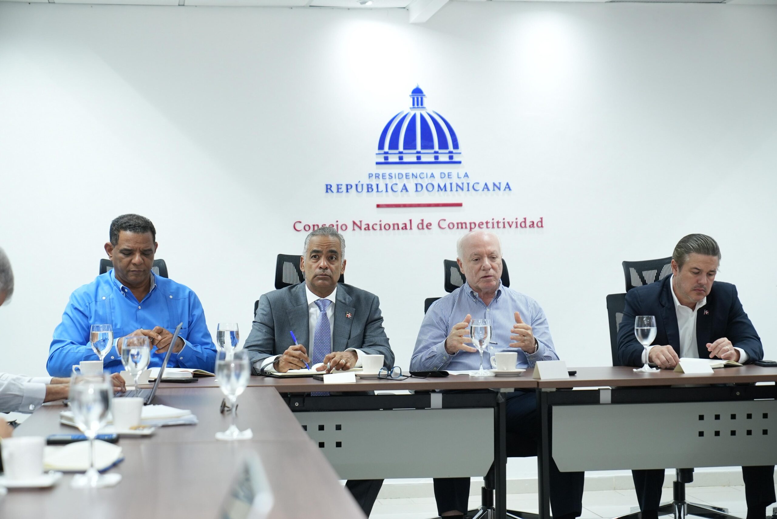 Gobierno avanza revisión reforma de la ley minera