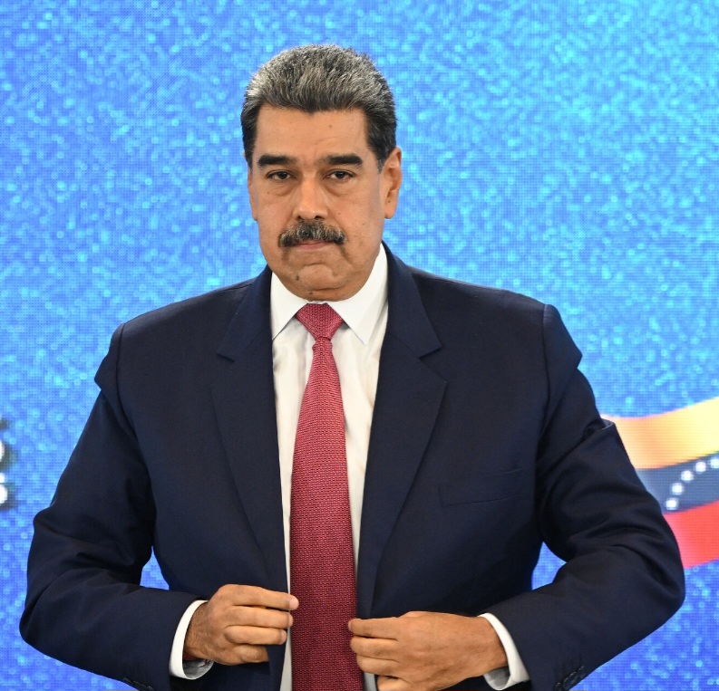 Suiza congeló activos de Maduro para evitar su transferencia