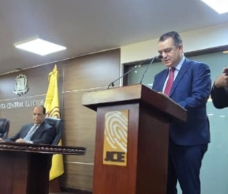 Presidente de JCE: Nueva cédula abarcará a más de 9.4 millones de dominicanos en RD y 36 países
