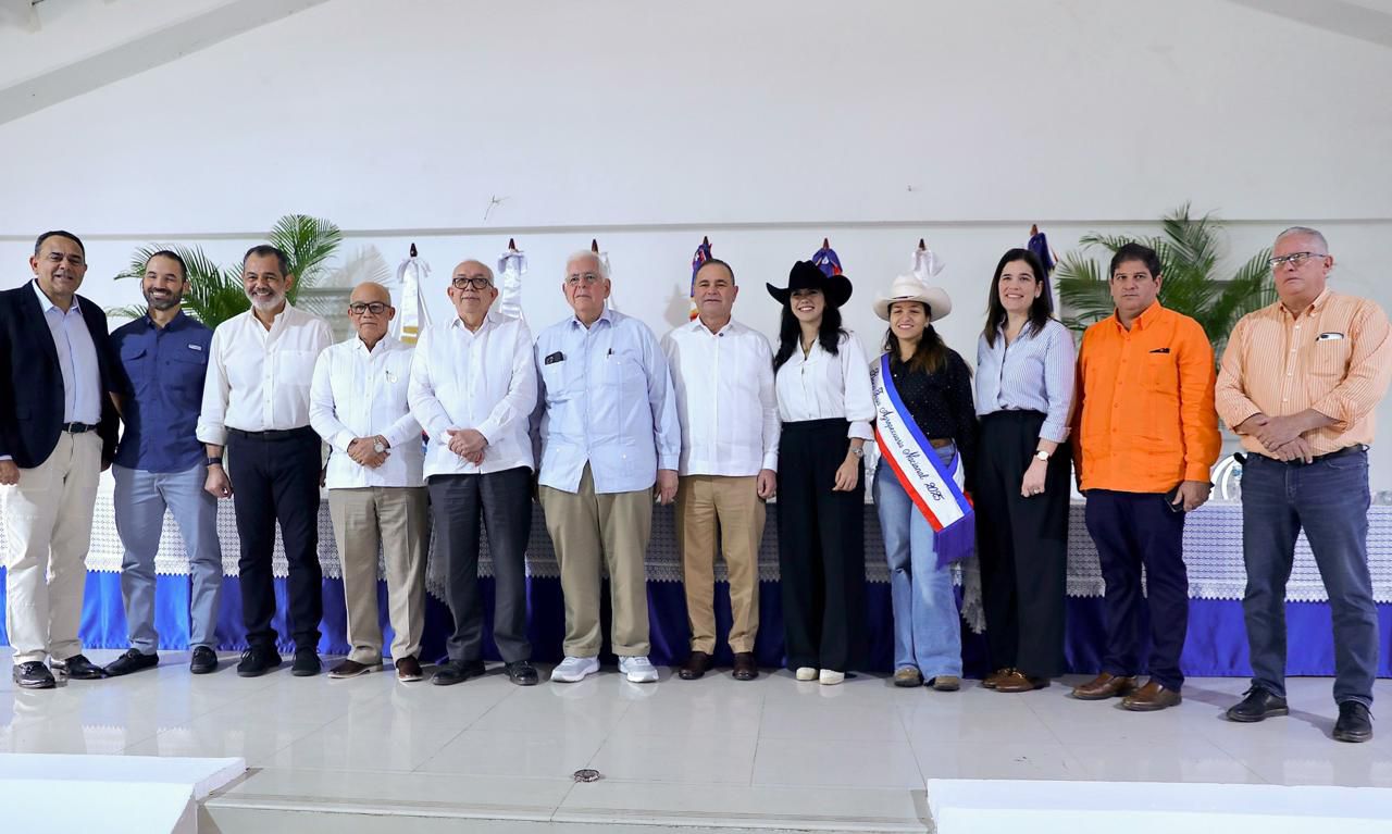 Ministro Agricultura llama a productores apostar a la tecnología y la mecanización