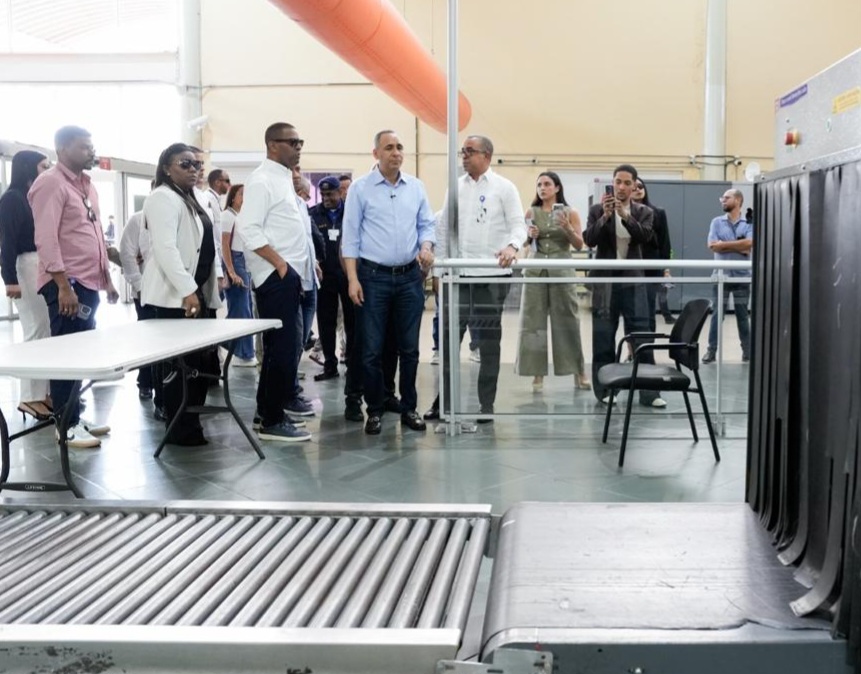 Nelson Arroyo traza lineas de su gestión, en oficinas zona norte, con énfasis en recaudaciones y lucha contra ilícitos