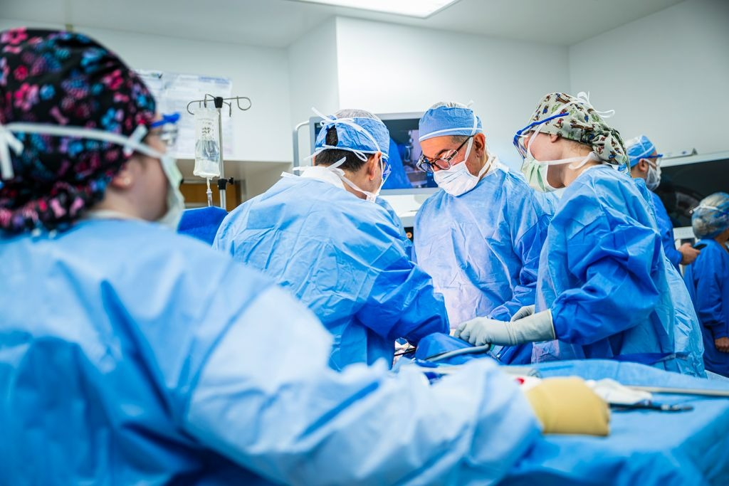 Cleveland Clinic, primer hospital en EE. UU. en realizar cirugía prostática asistida por robot