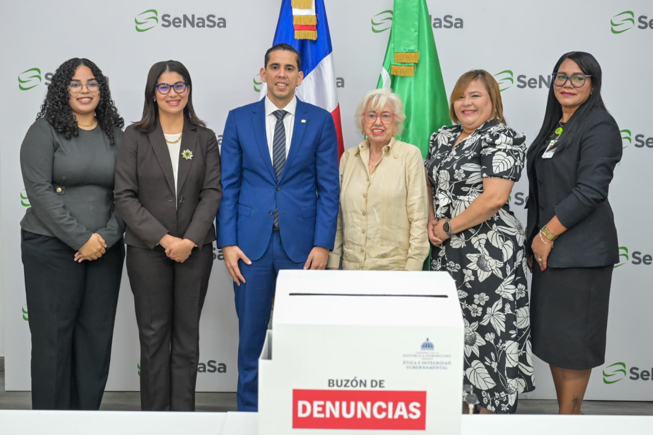 Senasa fortalece transparencia con instalación Buzón Físico de Denuncia Ciudadana