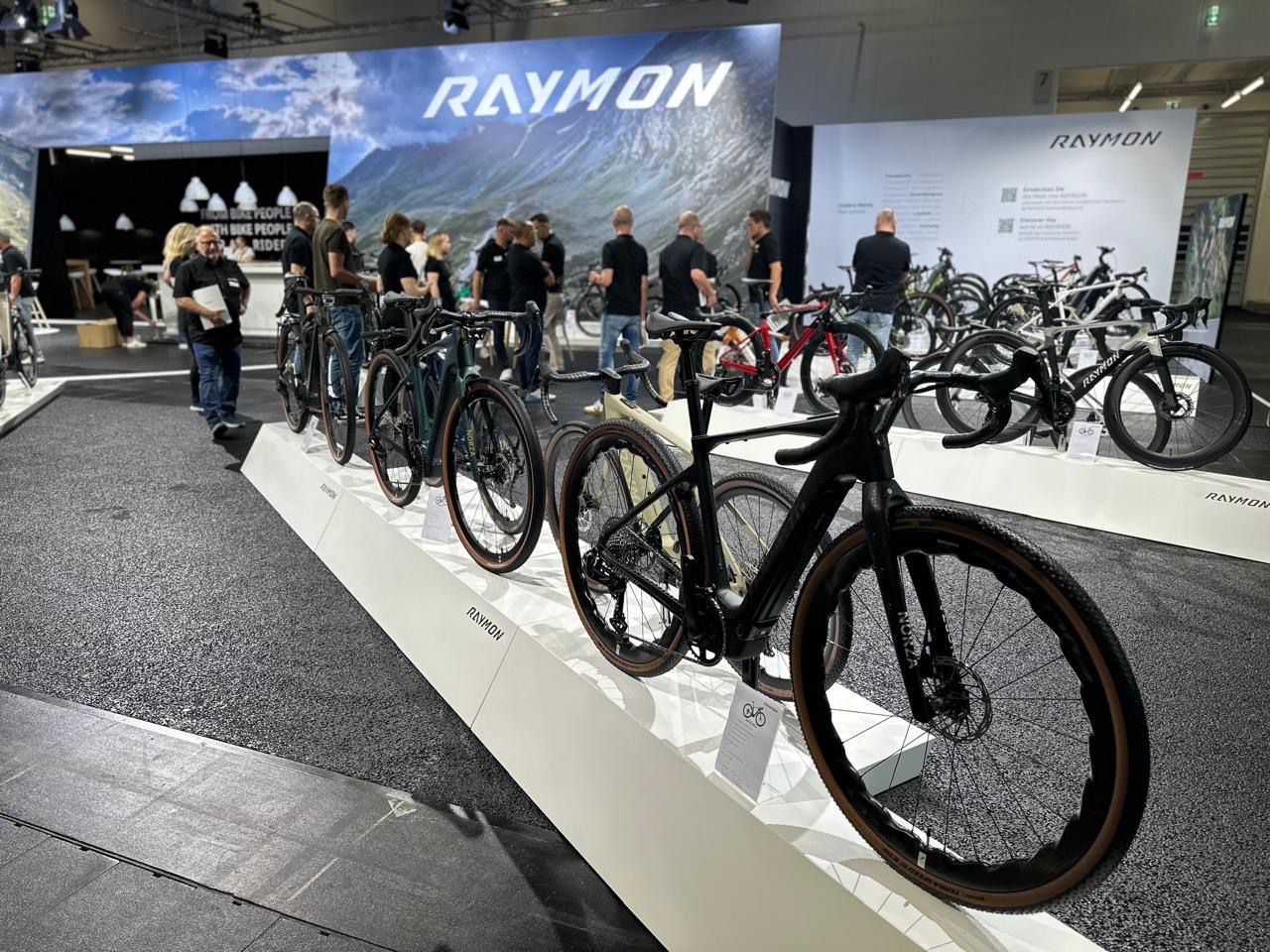 RAYMON Bicycles establece su hub logístico regional en la RD
