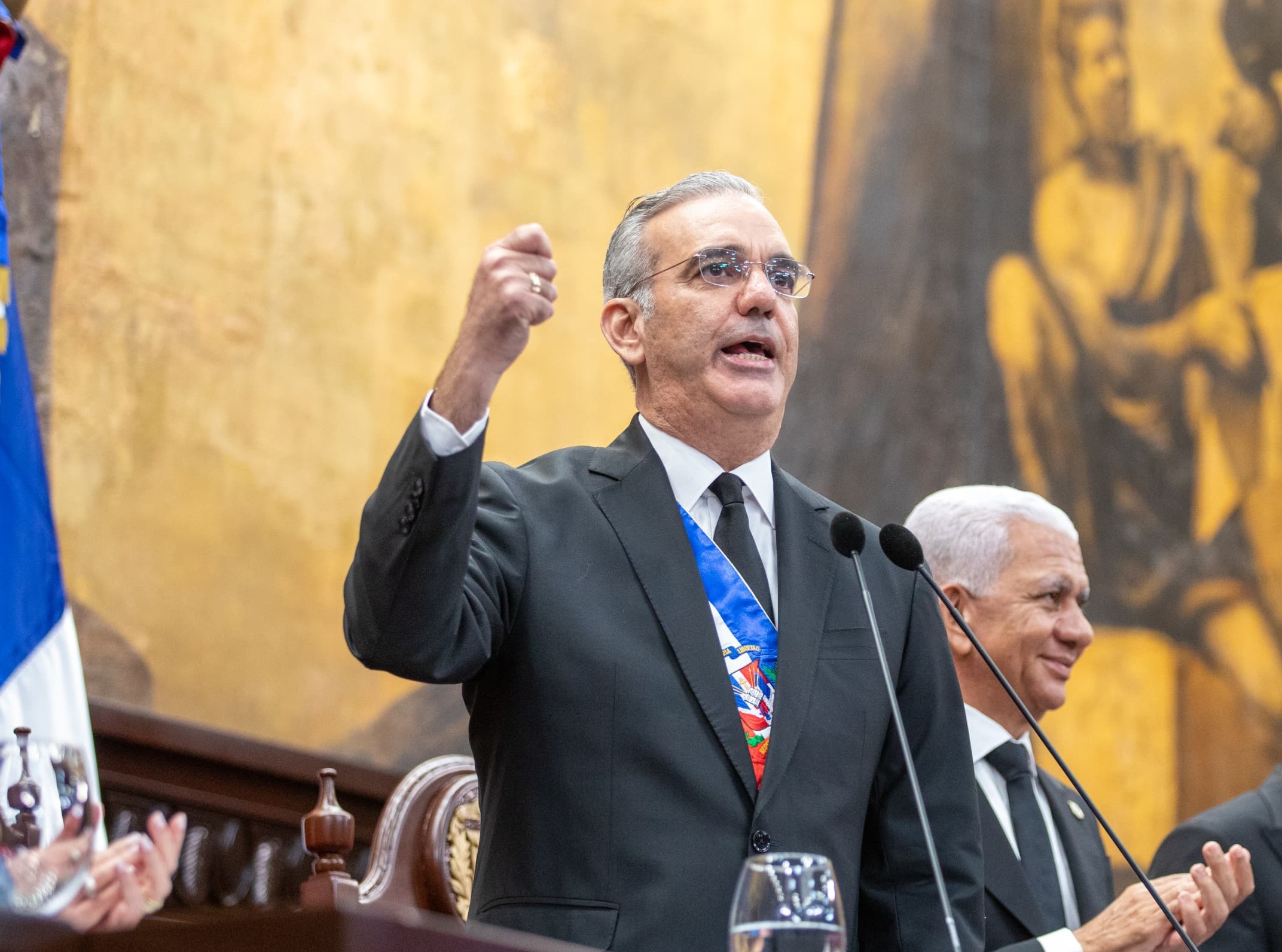 Abinader: DGA implementará pagos impuestos aduanales con tarjetas de crédito