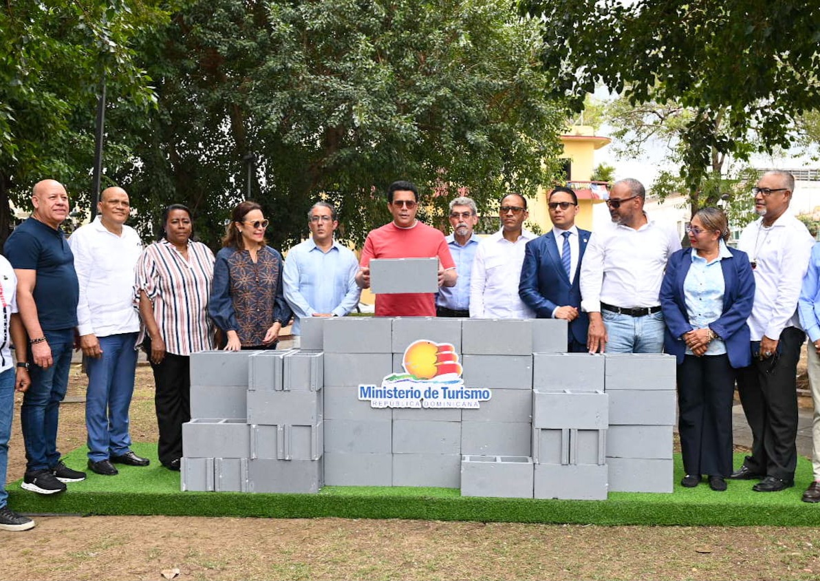 David Collado inicia trabajos de renovación del parque San Miguel y entorno