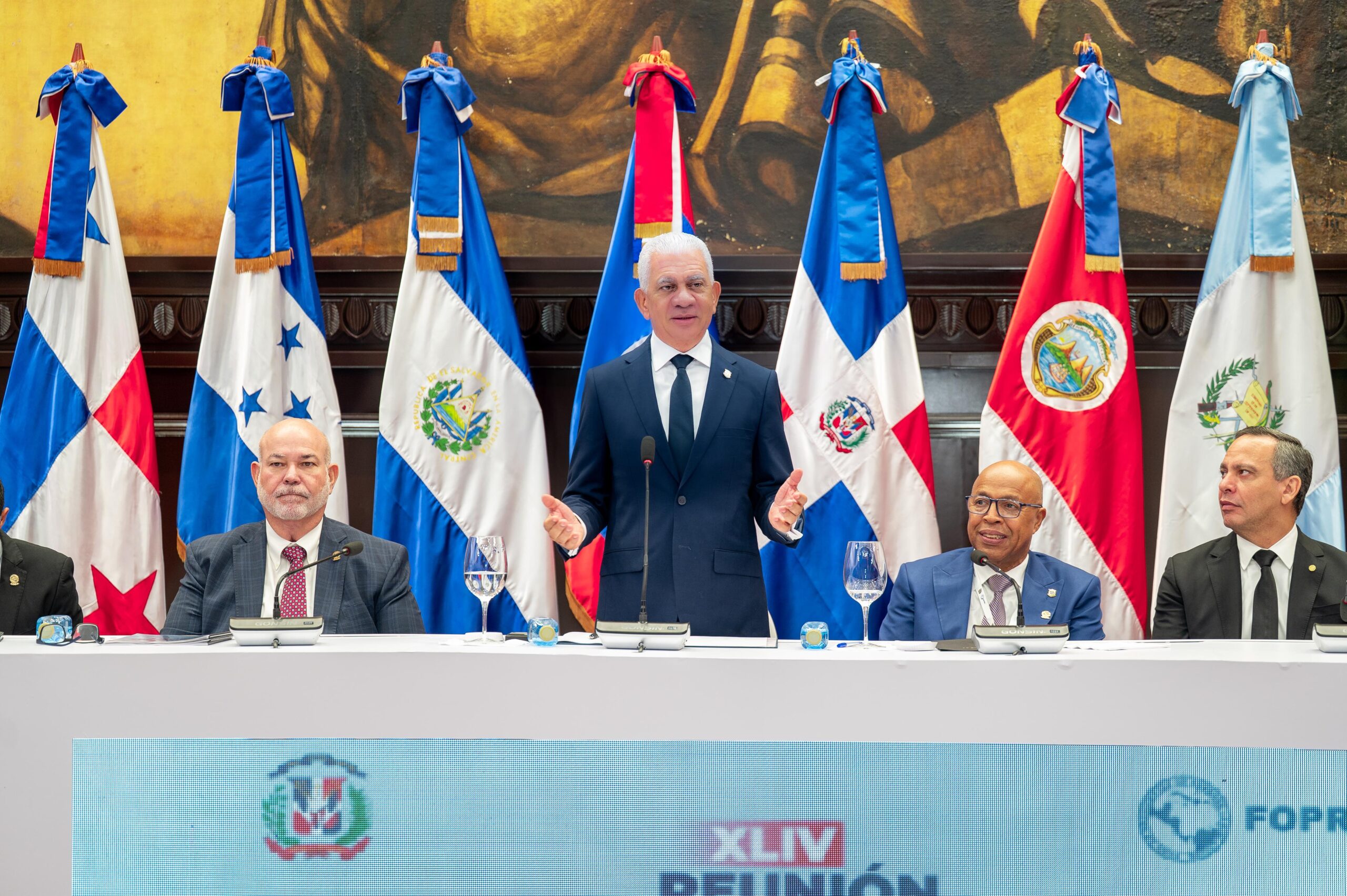 Presidente Senado aboga unidad de parlamentos ante desafíos globales afectan naciones