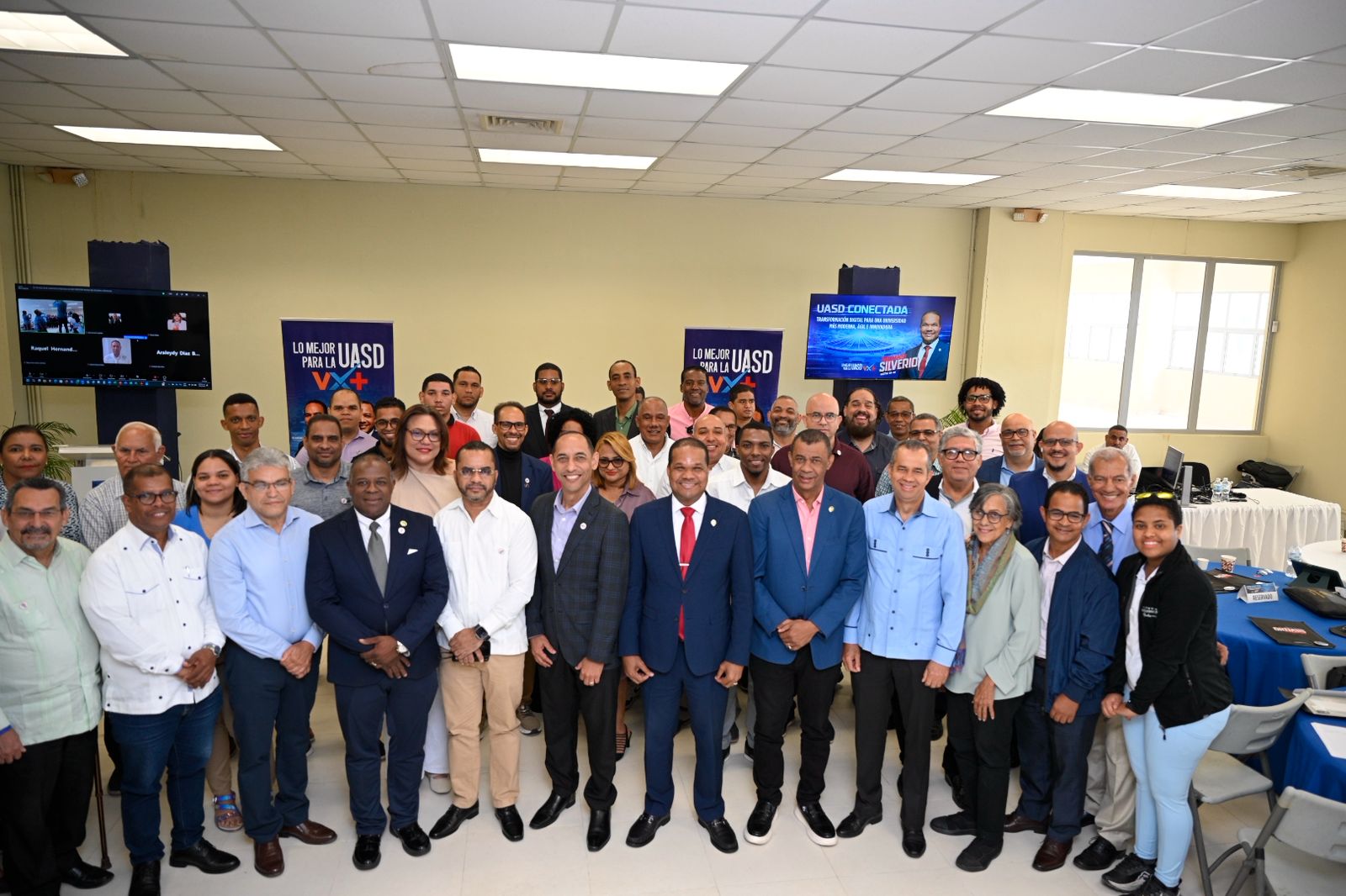 Radhamés Silverio propone UASD más moderna y conectada con transformación digital