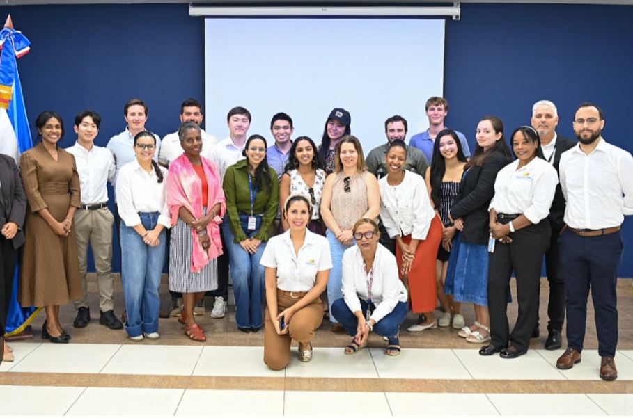 Mitur presenta estrategias de innovación turística a estudiantes de la University of Pennsylvania